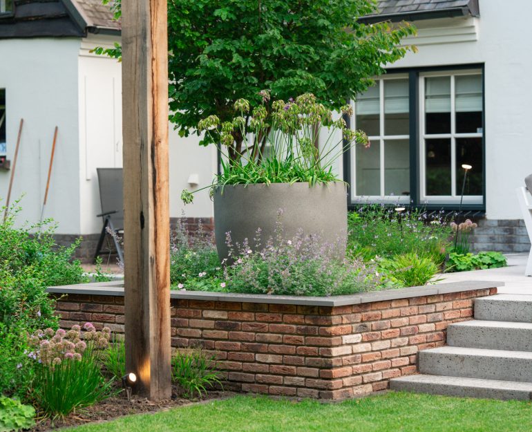 Gemetselde tuinmuur en LucaLifestyle